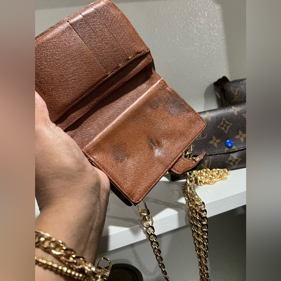 LOUIS VUITTON small wallet and crossbody - Picture 7 of 15